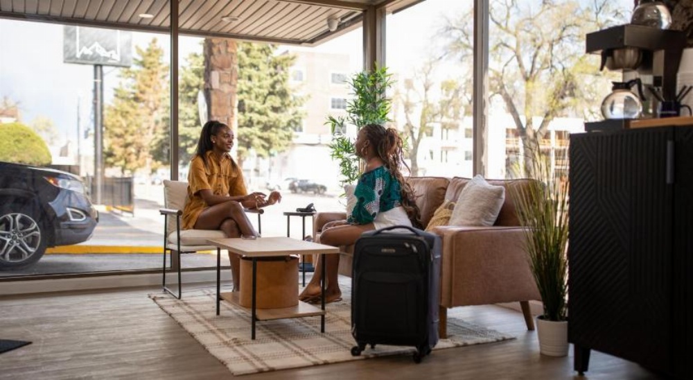 Modern Motel