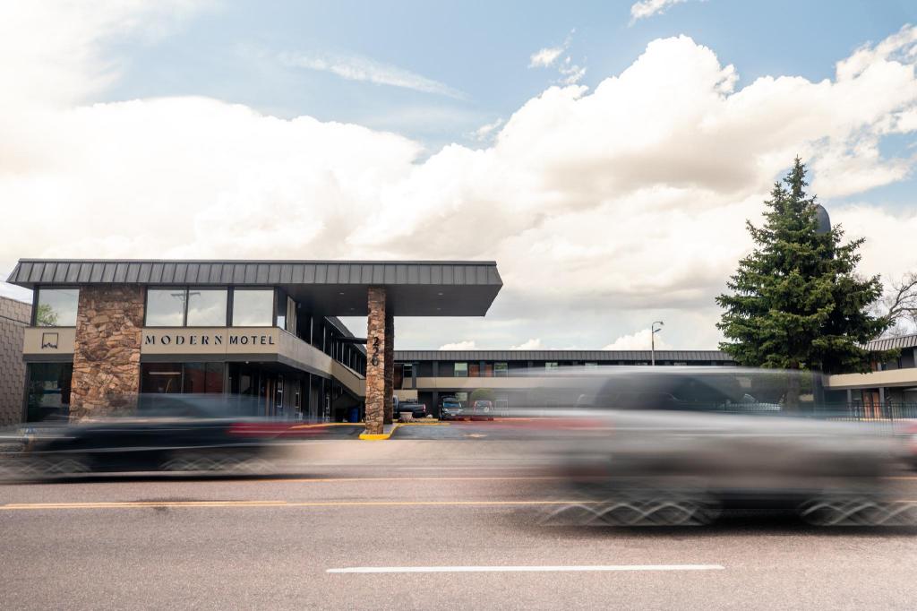 Modern Motel